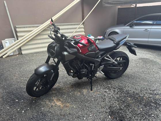 HONDA CB 650R E-CLUTCH 